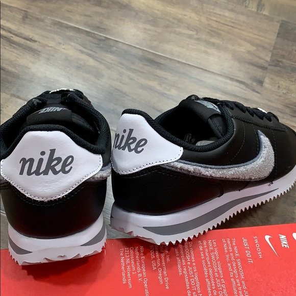 NIKE CORTEZ BASIC LTR SE (GS) - Picture 12 of 16